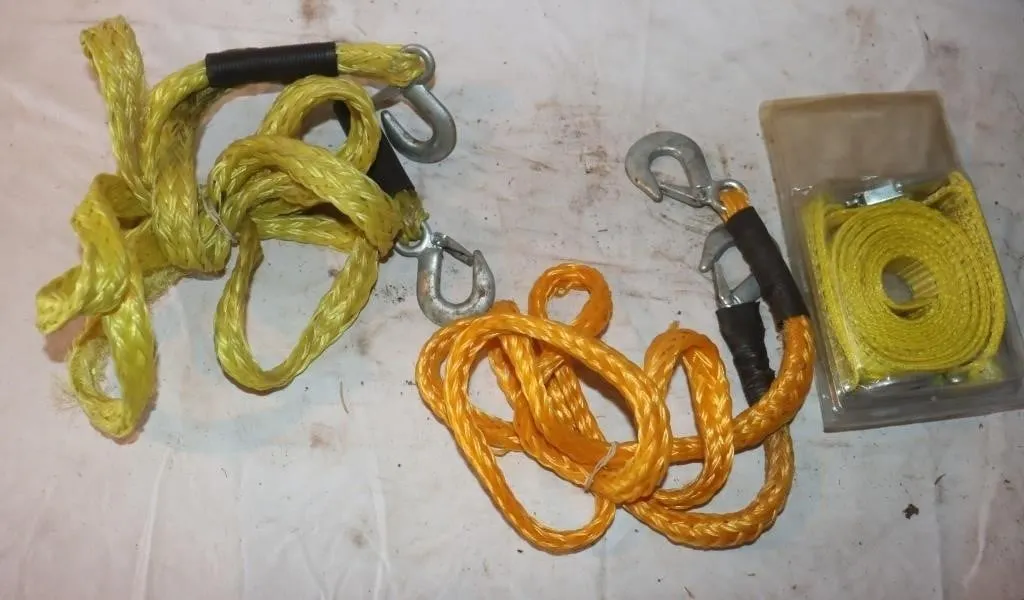 2 Tow Ropes & 1 Ratchet Tie-Down Strap