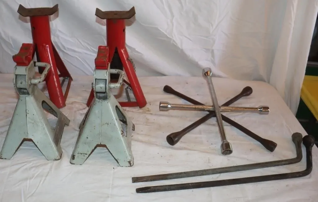Larin Jack Stands & Automotive Tools: