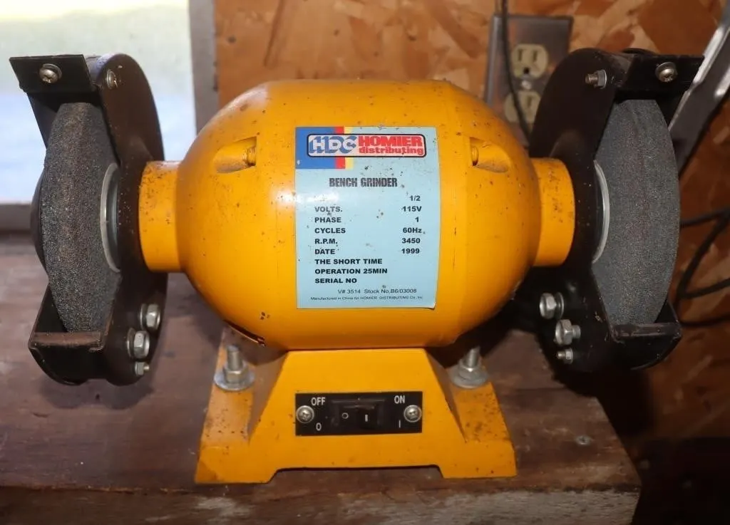 1/2 HP Bench Grinder, Works