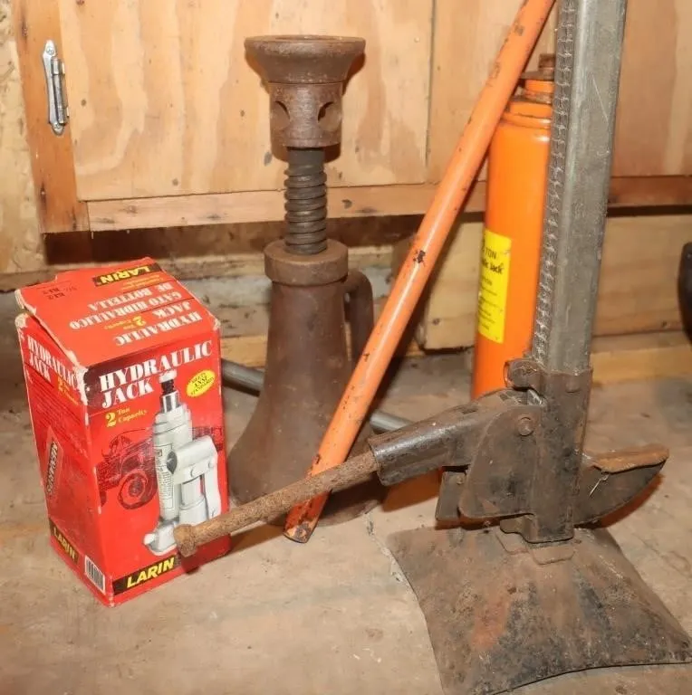 Hydraulic & Mechanical Jack: