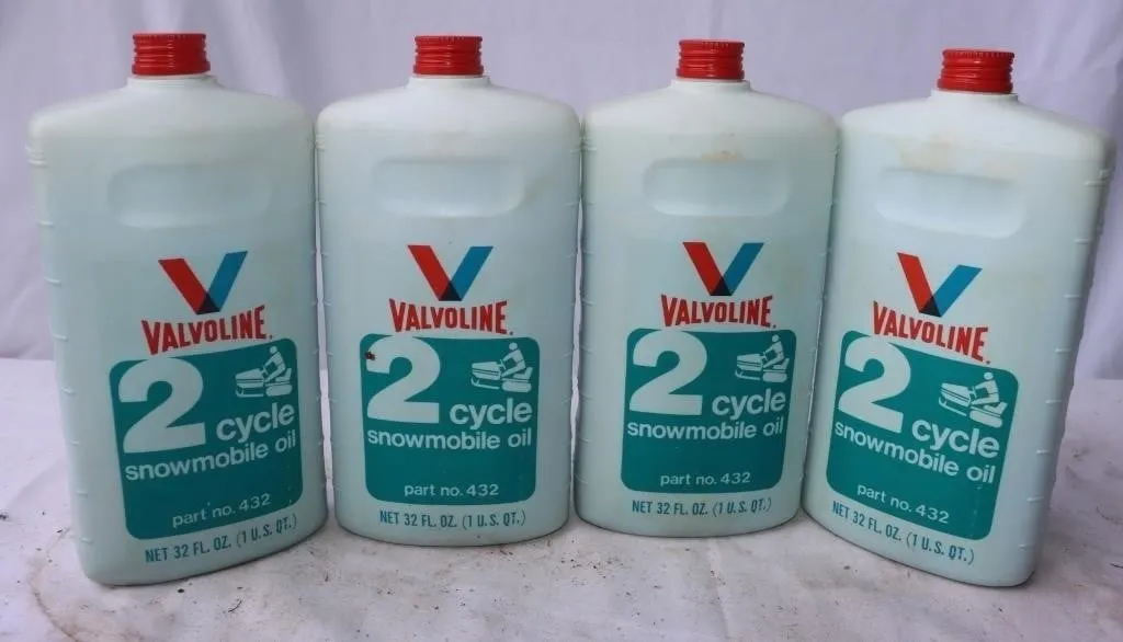 4 Valvoline 2-Cycle Snowmobile Oil 32oz