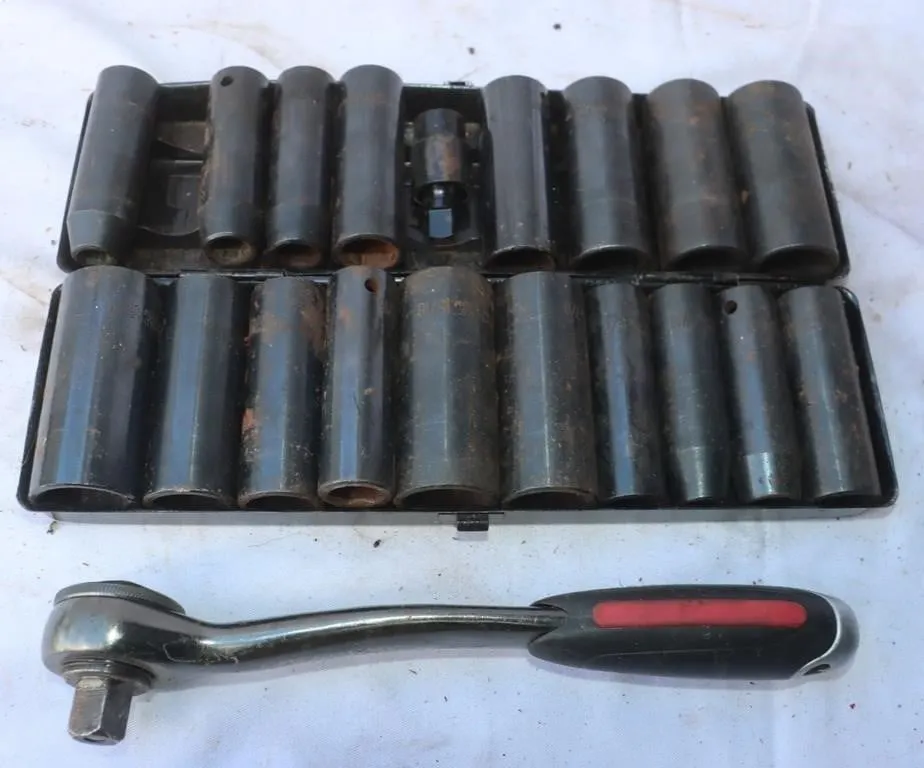 Vandium Sockets w/Ratchet