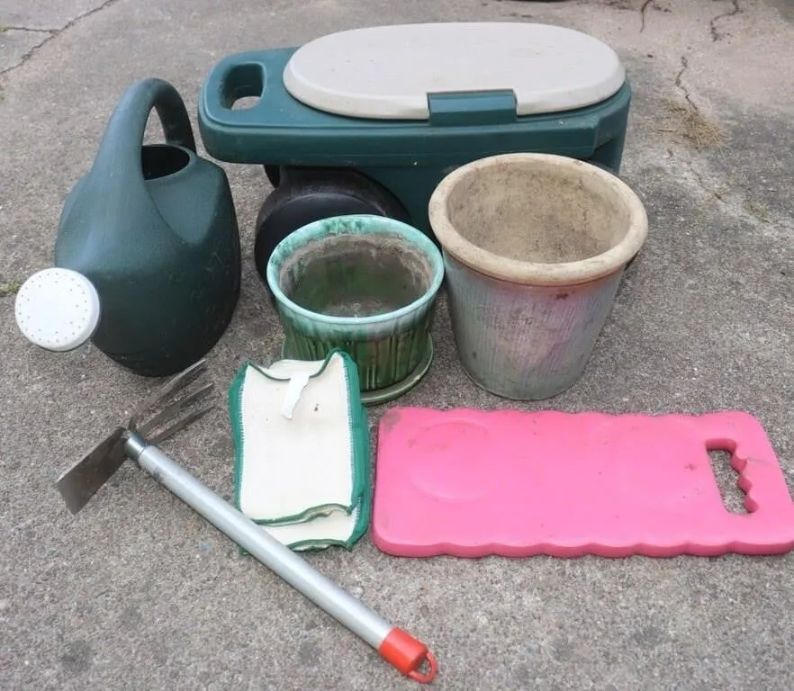 Step 2 Garden Cart & Tools: