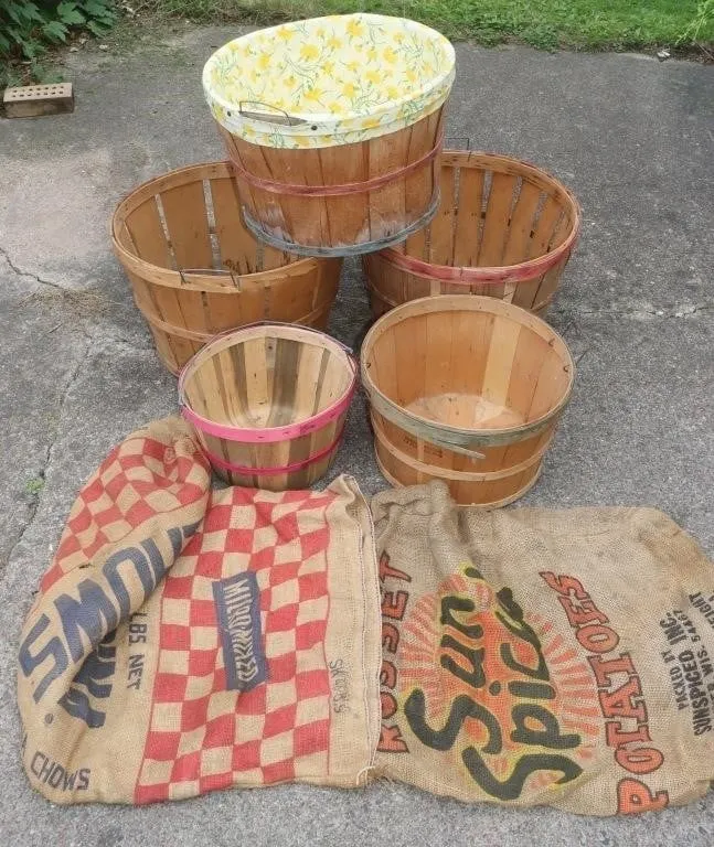 Wooden Bushel Baskets & Burlap Sacks