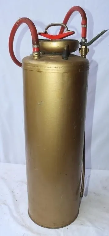 Hudson 2 Gallon Sprayer 25" Tall