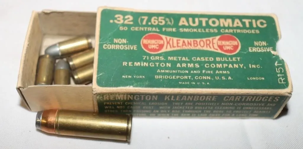 15 Remington Kleanbore 32 Automatic Cartridges