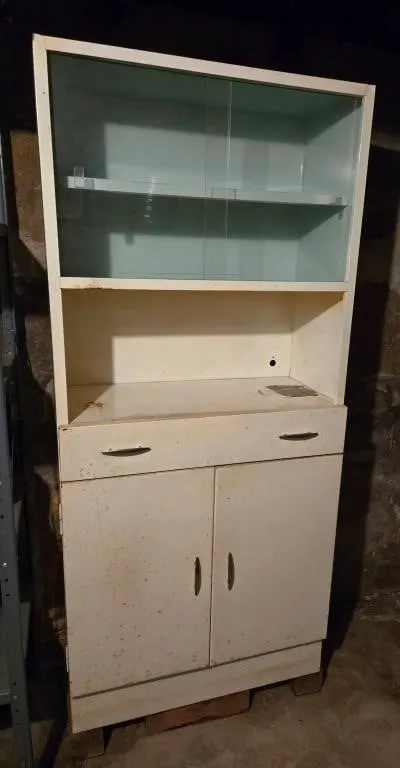 White Cabinet 30x15x66"
