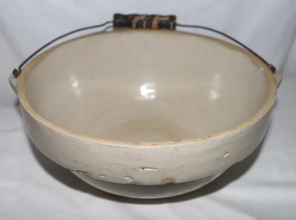 Stoneware Mixing Bowl w/ Wire Handle