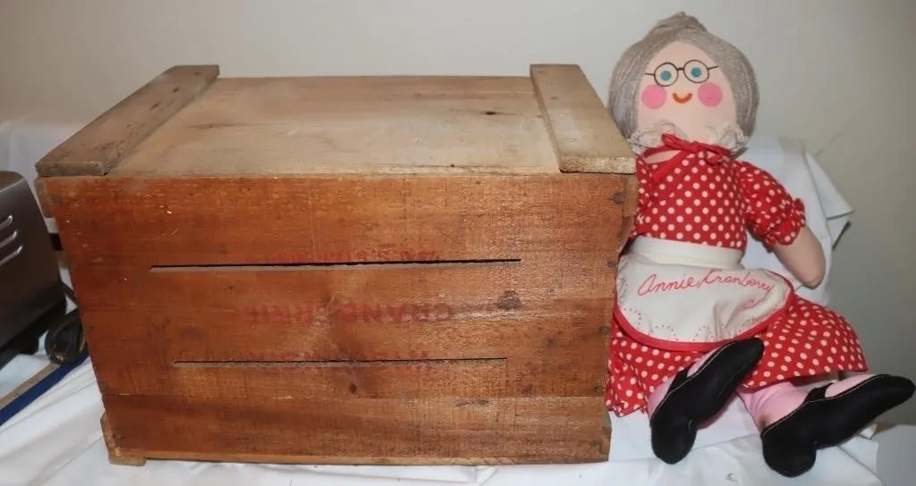 Wisconsin Cranberries Crate &