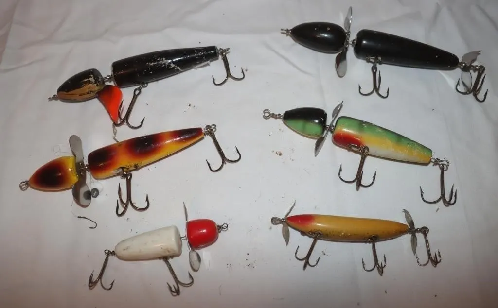 6 Vintage Wooden Fishing Lures