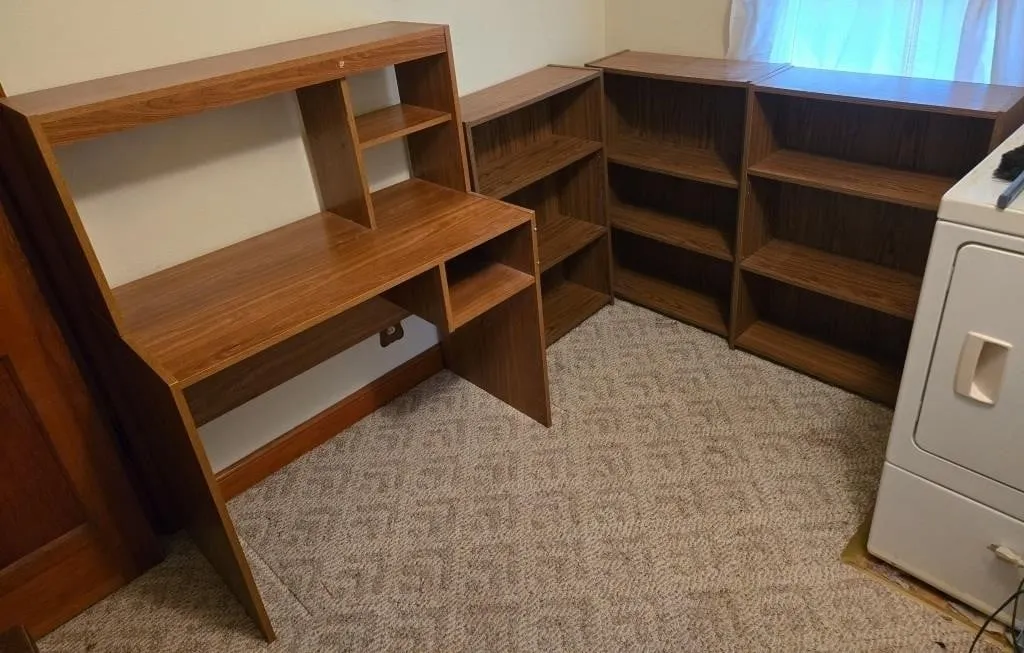 Desk and 3 Bookshelves
