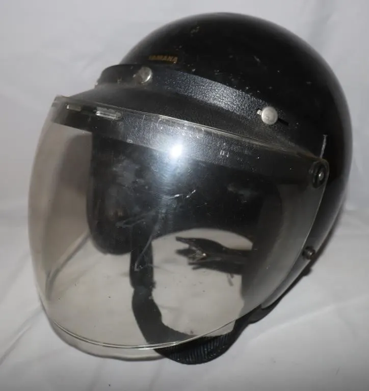 1 Yamaha GT Series Full Coverage Helmet