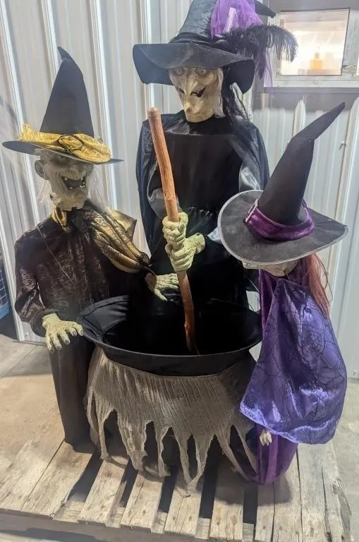 Animatronic Halloween D�cor - 3 Witches &