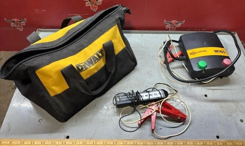 Gallagher Fencer Energizer, Power Wizard & DeWalt