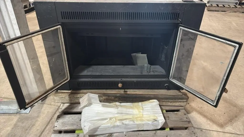 Indoor wood Fireplace Insert 42”Wx23.5”Dx27.5”H.
