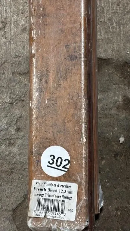 4, 8Ft Flooring Transition Molding Stripes