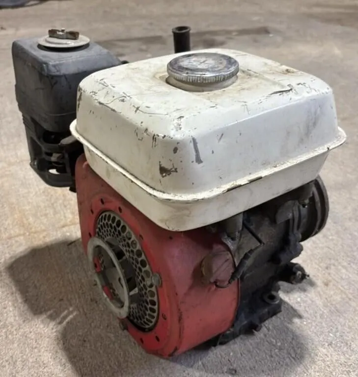 Small Honda Engine For Parts.