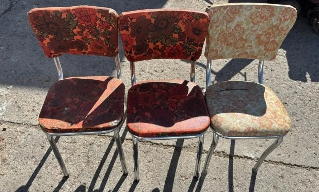 3 Vintage Vinyl Chairs. Some Rips. *C