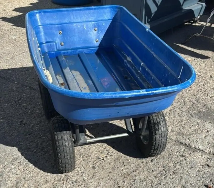 Plastic 4 Wheeled Dump Box 21”Wx37”Lx19”D. *C