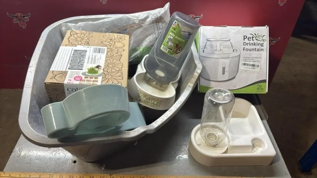 Kitty Starter Kit-litter Box, Drinking Fountain,