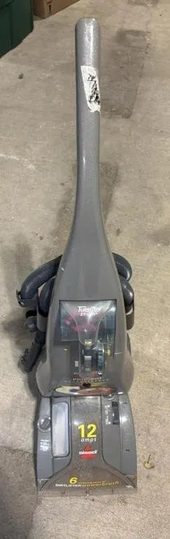 Bissell Proheat Carpet Cleaner. Untested.