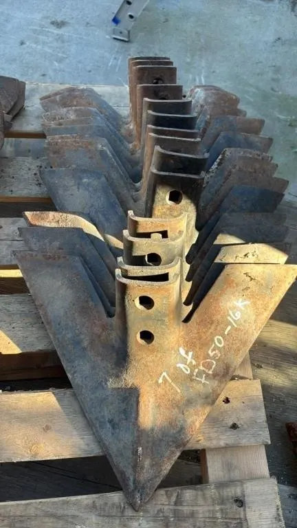 14, 16” Cultivator Sweep Shovels. *C