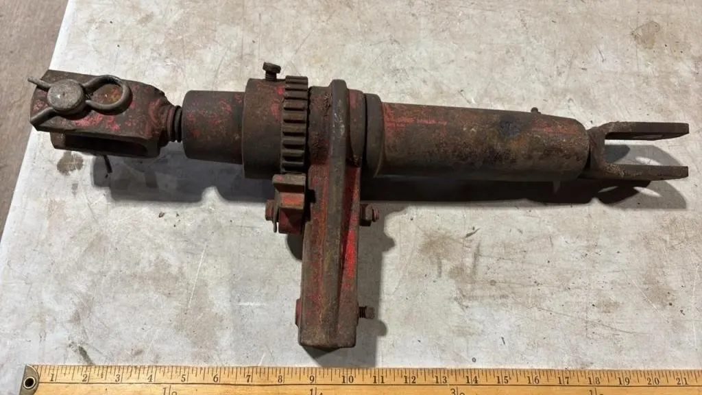 Manual Implement Jack.
