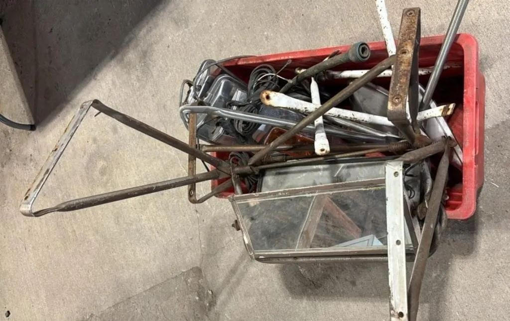 Tote of Asst. Truck Mirrors.