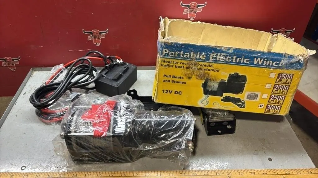 3000Lb 12V Power Winch. Unused.