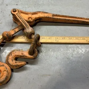 5200 lb Chain Boomer.