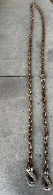 17FT 1/2” Chain w/Grab Hooks.