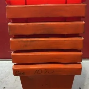 6 Hard Plastic Storage Containers