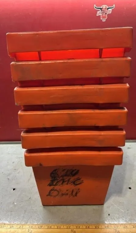 6 Hard Plastic Storage Containers