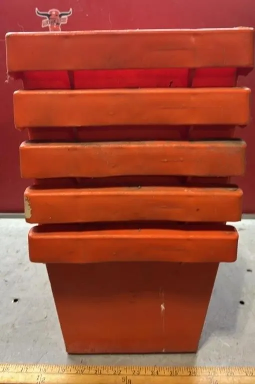 5 Hard Plastic Storage Containers
