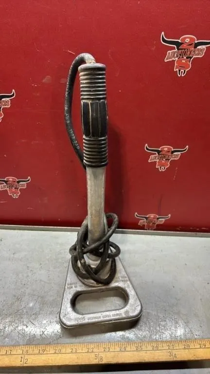 Carter Portable Water Heater. Untested.