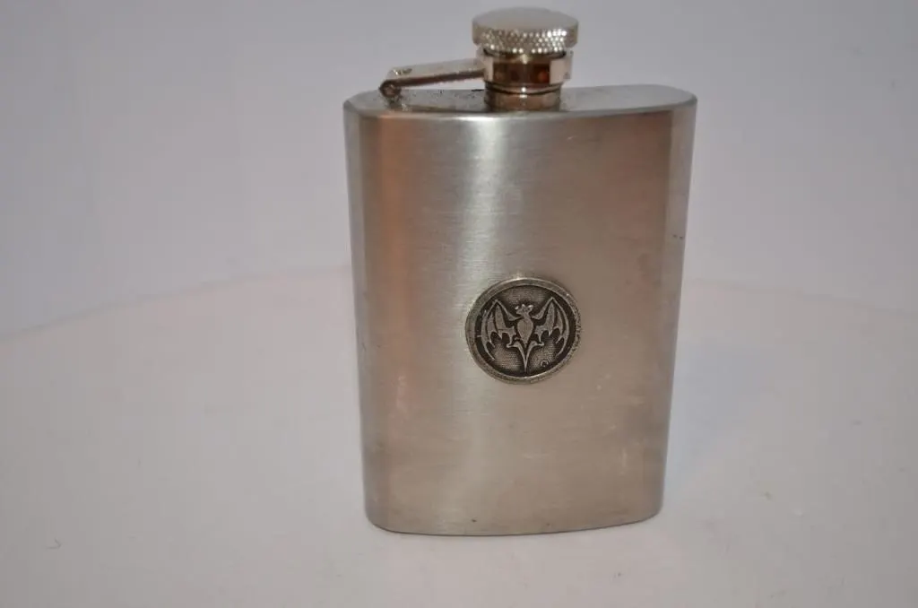 Stainless steel hip flask featuring an embossed