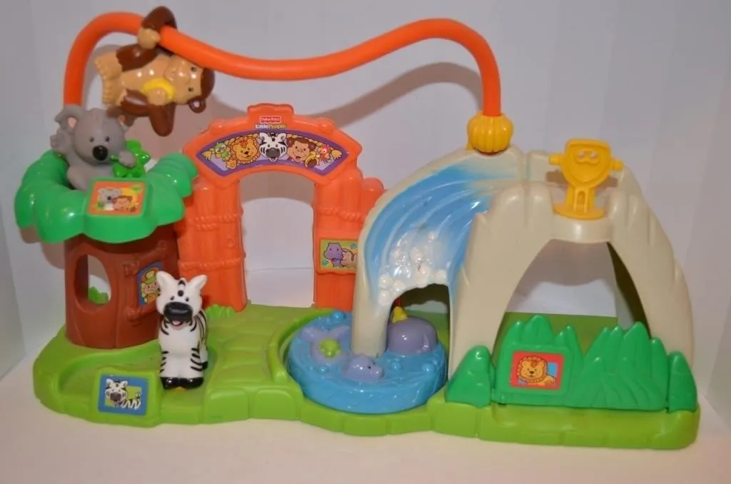 Fisher Price Little People Zoo