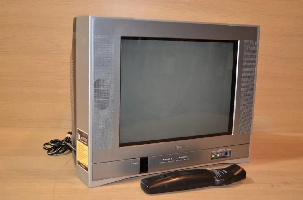 Silver 14-inch Toshiba FLAT-screen CRT television