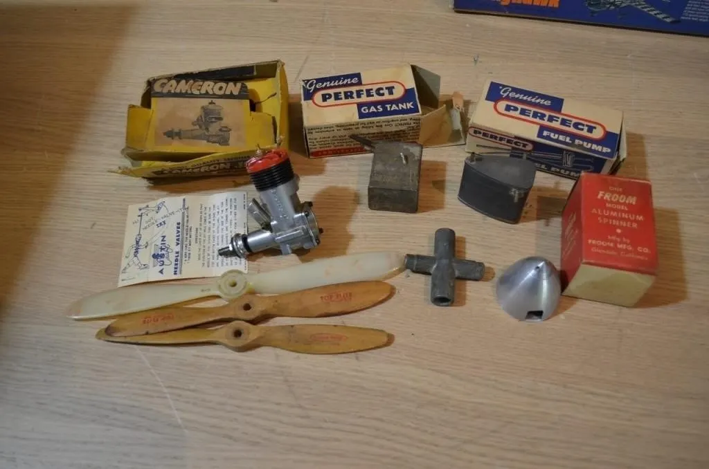 McCoy .35 Red Head glow plug engine, a classic
