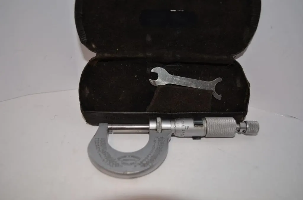 Moore & Wright No. 961 outside micrometer complete