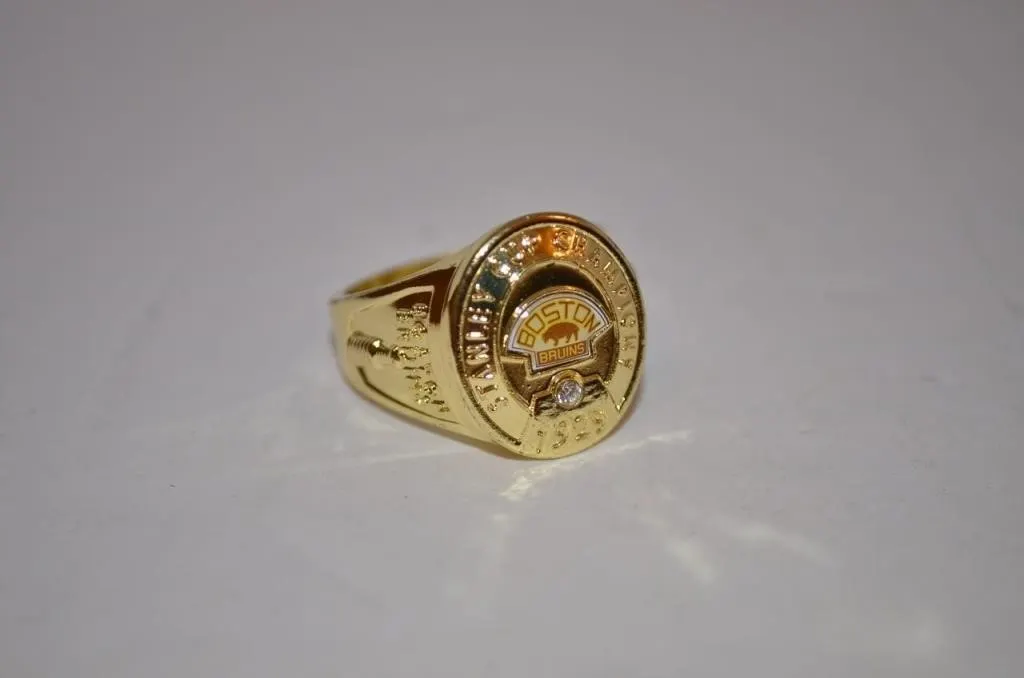 1929 BOSTON BRUINS STANLEY CUP REPLICA RING