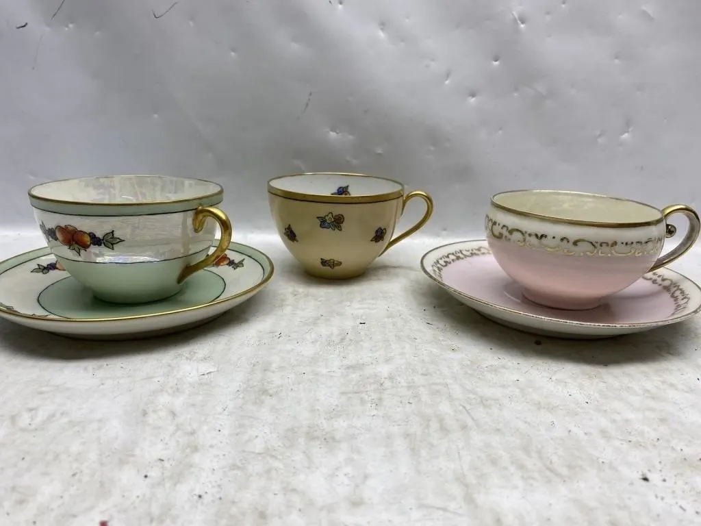 Set of 3 Porcelain Teacups and Saucers