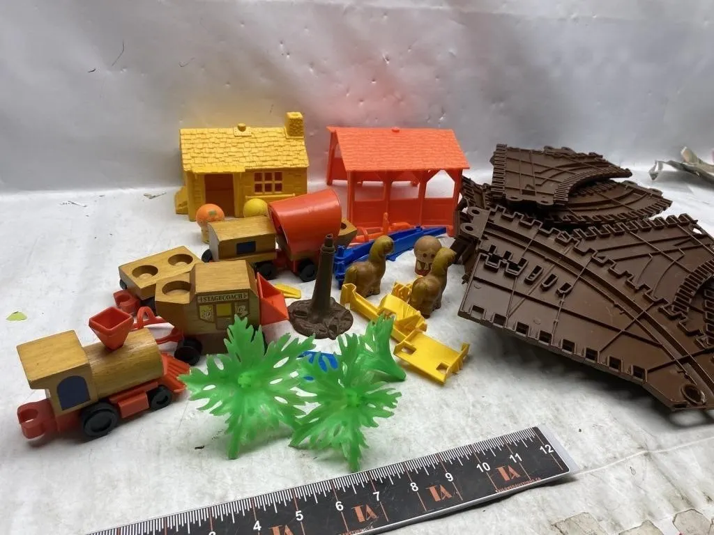Mattel wagon train & farm playset