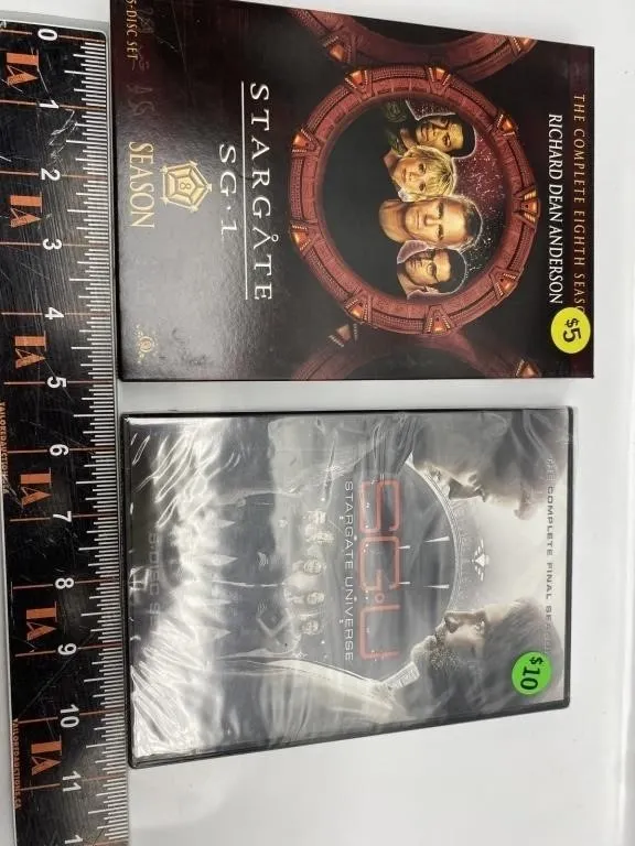Stargate SG-1 Season 8 & SGU Final Season DVD sets