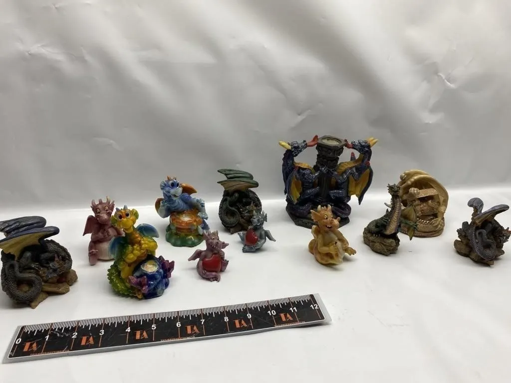 Fantasy dragon figurine collection (11 pieces)