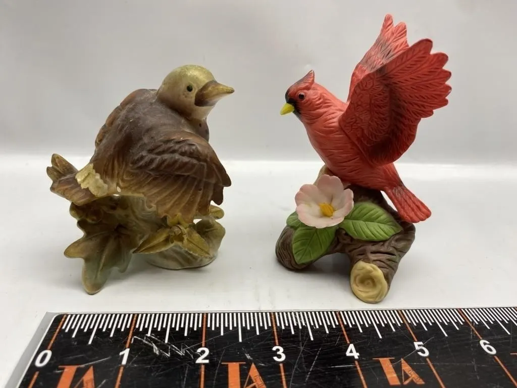 Bisque bird figurines: bluebird & cardinal on