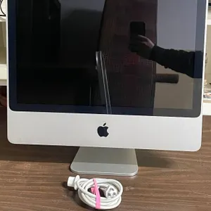 Apple iMac 8,1 Intel Core 2 Duo 2.4 20-Inch Computer