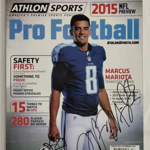 Marcus Mariota Signed 2015 Athlon Pro Football Magazine