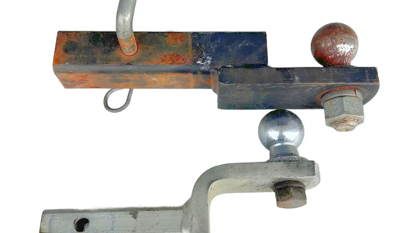 2 Trailer Hitch Ball Mounts