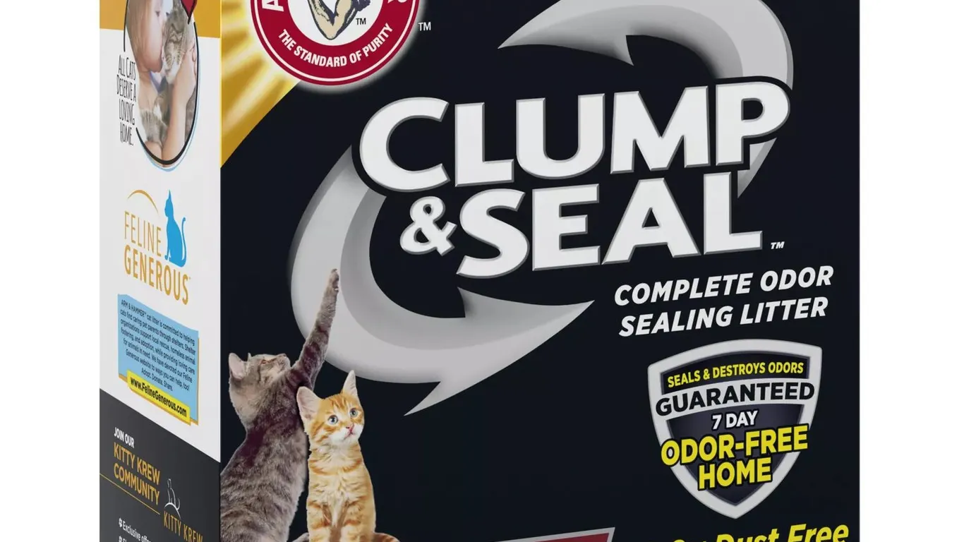 (Damaged Box) Arm & Hammer Clump & Seal Multi-Cat Litter, 31lbs - MSRP $19.99 - SEE LINK
